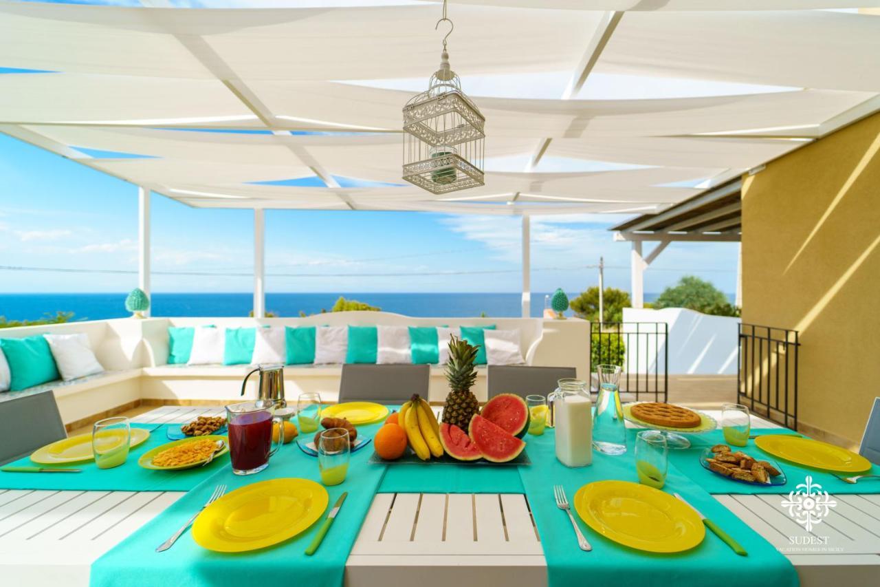Villa Vittoria - Waterfront House Augusta Bagian luar foto